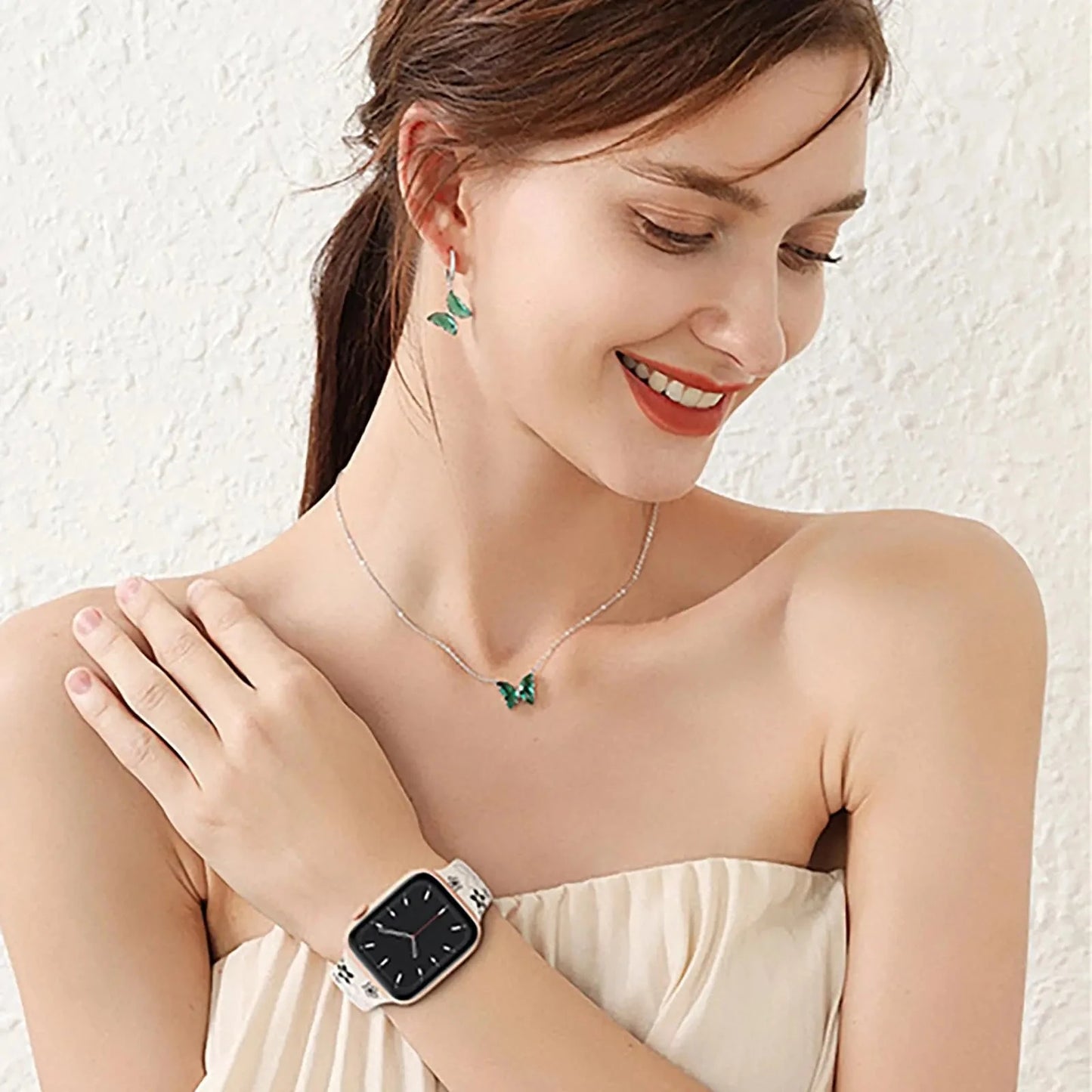 Engraved Silicone Apple Watch Band, Floral Pattern – Compatible with Apple Watch Series 1-9, SE, Ultra, Ultra 2 (38mm-49mm) - Wearable Upgrades 