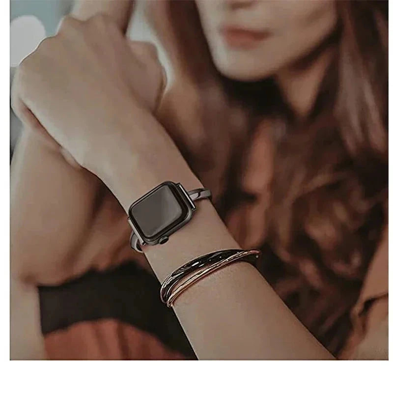 Luxury Diamond Stainless Steel Apple Watch Band, Stylish Strap Compatible with Apple Watch Series 3, 4, 5, 6, 7, 8, SE, and Ultra (38mm, 40mm, 41mm, 42mm, 44mm, 45mm, 49mm) - Wearable Upgrades 